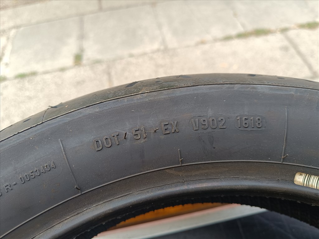  17" újszerű Pirelli Phantom Sportscom 150/70/R17 hátsó gumi 6. kép