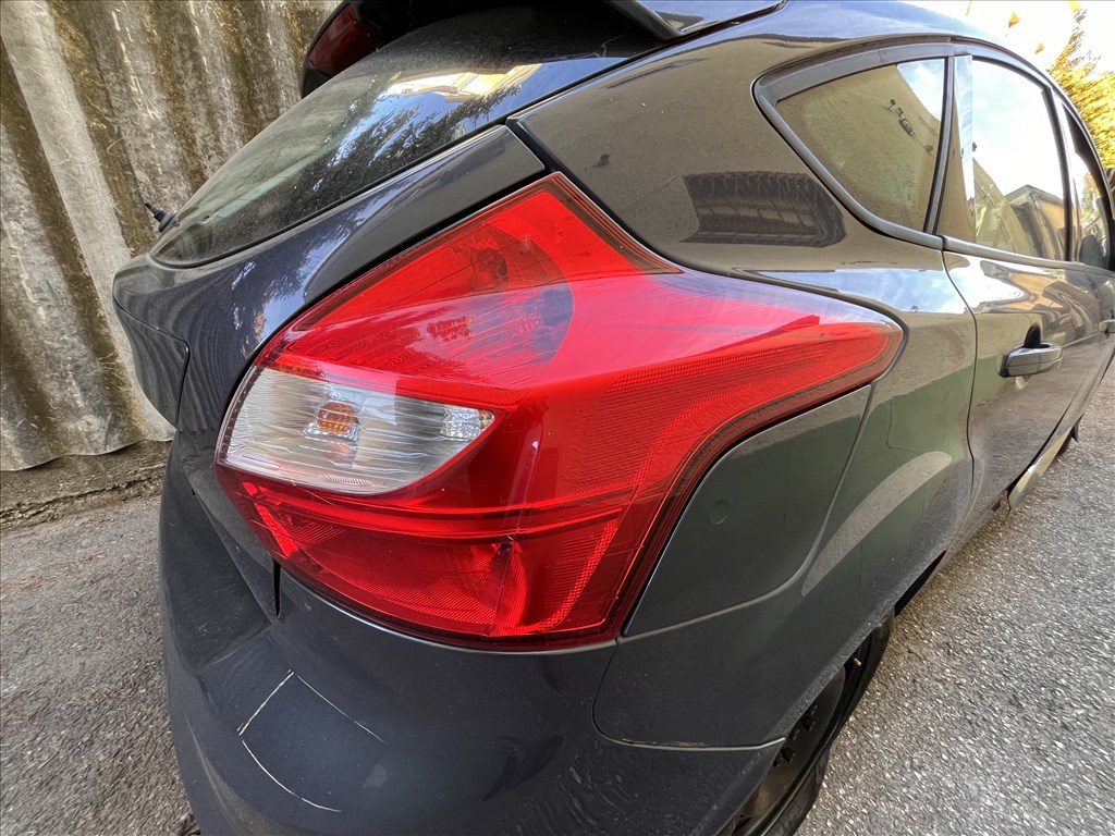 Ford Focus Mk3 Jobb hátsó lámpa 5 ajtós 1. kép