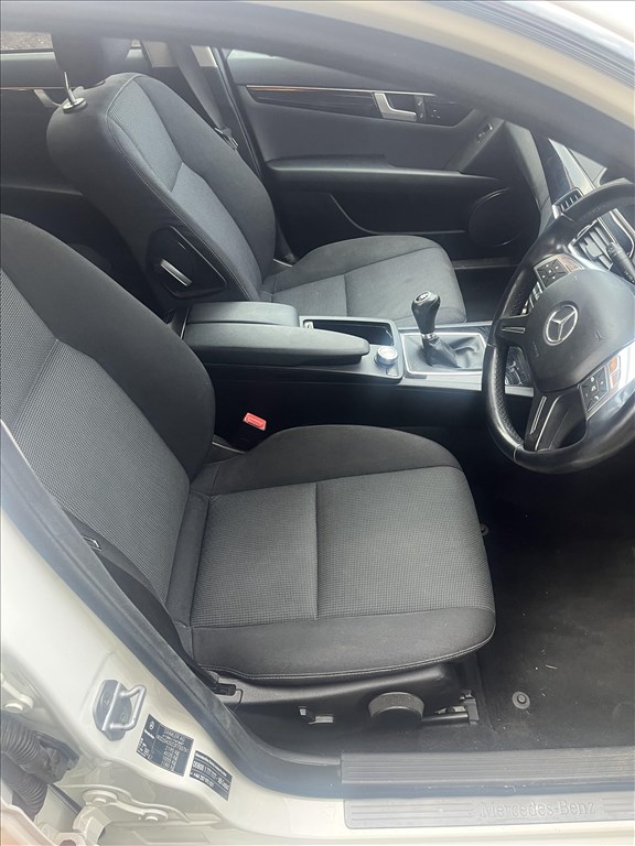 Mercedes C 220 CDI blueefficiency W204 minden alkatrésze AKCIO  14. kép