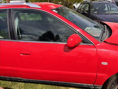 Audi A4 B5 1.9TDi jobb első ajtó