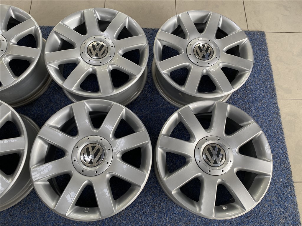 (3831) Volkswagen 16 gyári alufelni felni, 5x112, Golf Caddy 3. kép