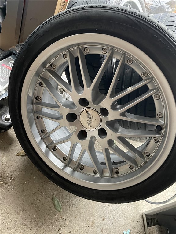  5x112 lyukosztású 7,5JJ 17" használt PLW alufelni 4. kép