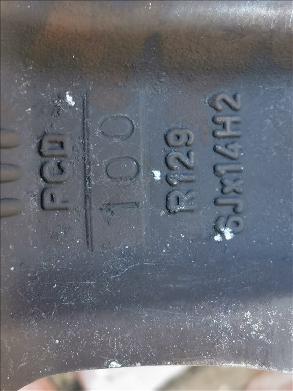  4x100 lyukosztású 14" használt Alessio alufelni, rajta 185/60 használt Continental nyári gumi gumi  5. kép