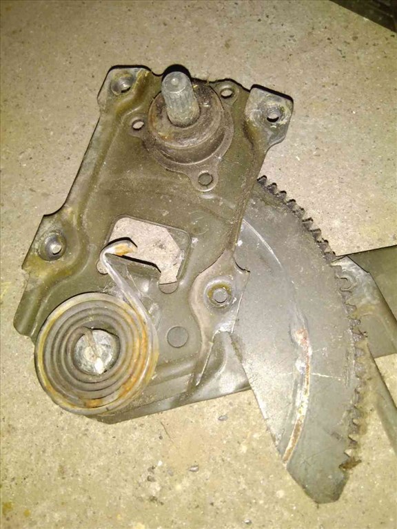 Suzuki Swift II 92-03 Jobb Elsõ Ablakemelõ Szerkezet Mechanikus 2. kép