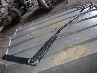 Opel Astra G Bal Első Ablaktörlő Kar 90 559 553