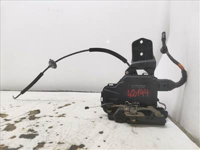 VW PASSAT V (3B5) 1.9 TDI Jobb első Ajtózár #42144# 3B1837016A