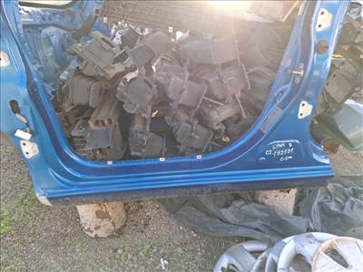 Chevrolet Spark (M300) bal küszöb