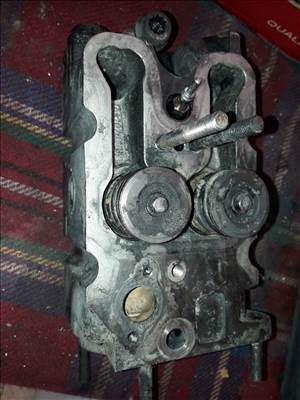 Opel Frontera A Hengerfej