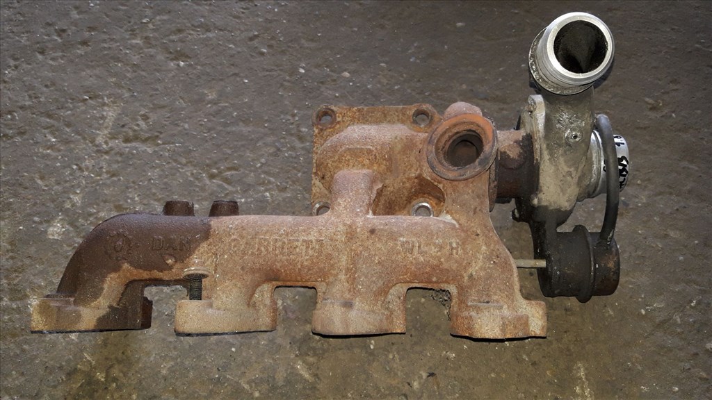 Ford Transit Connect Kipufogó Torok  Turbó Feltöltõ X540-6K682-DC 1. kép