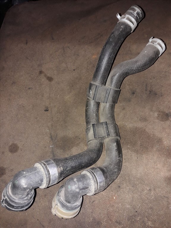 Opel Astra H Vízcsõ  Csonk 13 170 118 1. kép