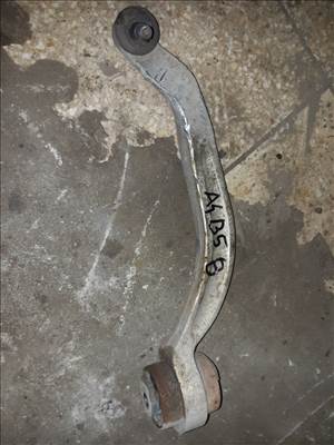 Audi A4 B5 Bal Első Alsó Lengőkar