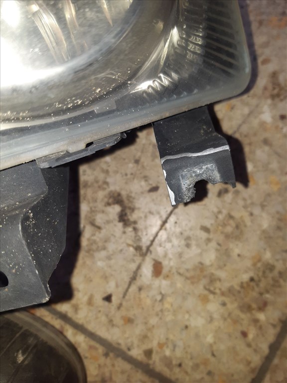 Opel Astra H Jobb Elsõ Ködlámpa 2 44 62 134 4. kép