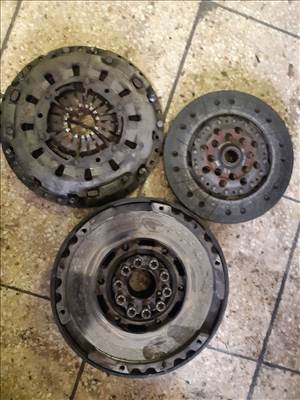 Opel Omega B Kuplung Szett  Egytömegû Lendkerék