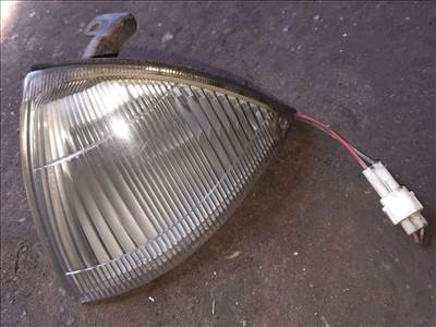 Suzuki Swift II 92-96 Bal Első Helyzetjelző Lámpa