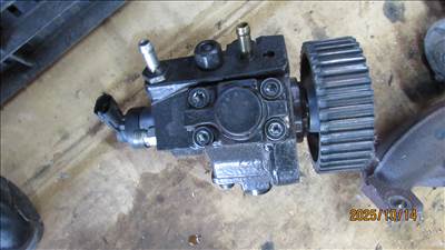 Opel Zafira C Tourer 2013 2.0D A20DTH magasnyomású szivattyú  55571005