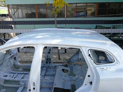 Renault Kadjar bal tetődíszléc