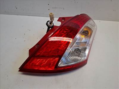 Suzuki Swift (AZG) jobb hátsó lámpa 3560368L00
