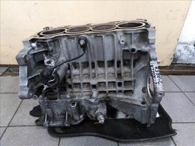 Toyota Corolla (E14) motorblokk fûzött hengerfej nélkül
