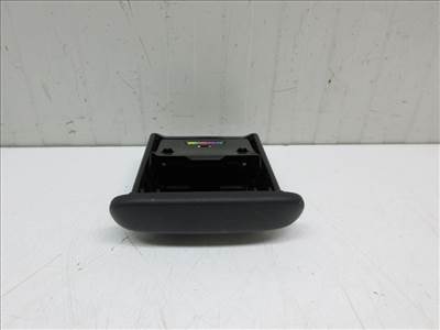 Toyota Yaris Verso első hamutartó 7411152010