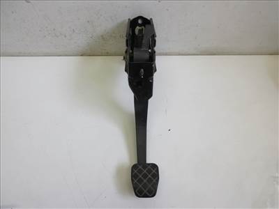 Volkswagen new beetle  kuplungpedál 1J1721059T