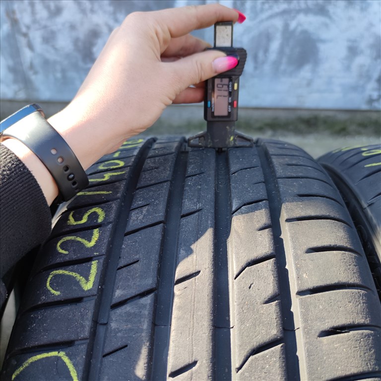 225/40 R18 Syron nyári gumi 99500ft a 4db/18/ 1. kép