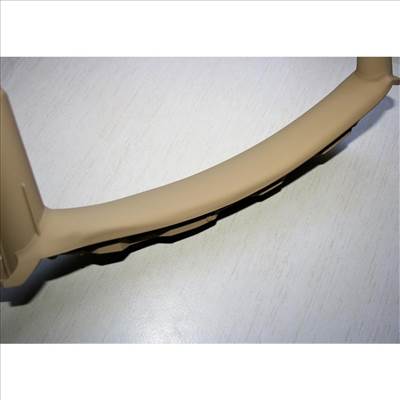 BMW X5 X6 (E70/E71) bézs ajtóbehúzó, kapaszkodó belső része jobb