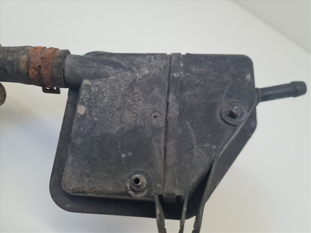 Volkswagen Golf IV, Volkswagen Bora 1.9 PD szervóolaj tartály (24698) 1j0422371c 6. kép