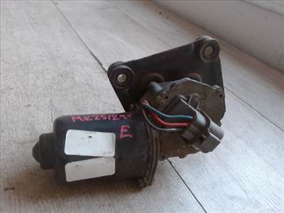 NISSAN MICRA K11 92.08-00.07 Ablaktörlő motor első