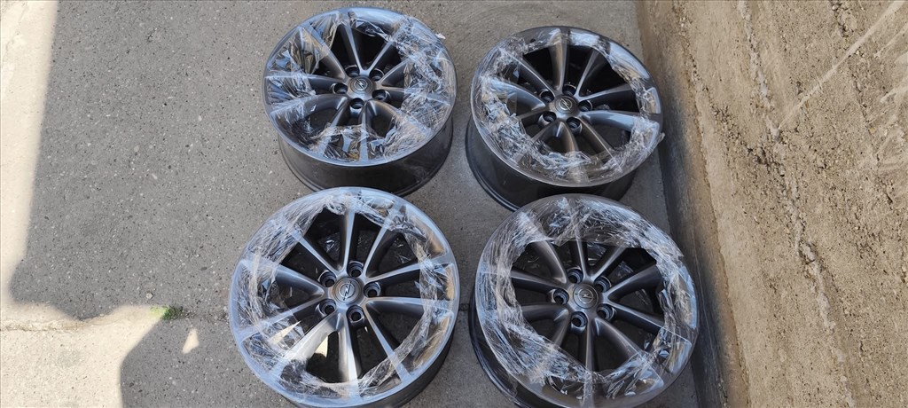  5x105 Gyári Opel 18" alufelni ET42. 7,5J FRISSEN SZINTEREZETT FÉL GRAFIT 1. kép
