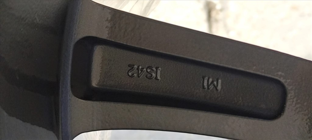  5x105 Gyári Opel 18" alufelni ET42. 7,5J FRISSEN SZINTEREZETT FÉL GRAFIT 8. kép