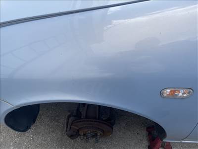 Seat Leon 1,4 b első sárvédő 