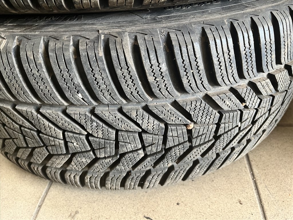  245/4518" új Hankook téli gumi 4. kép