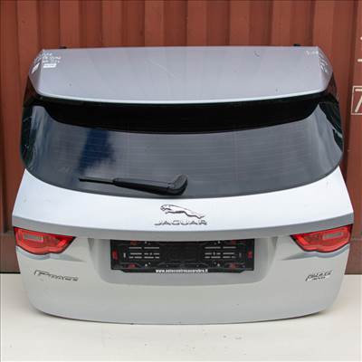 Jaguar F-pace (2016) csomagtérajtó