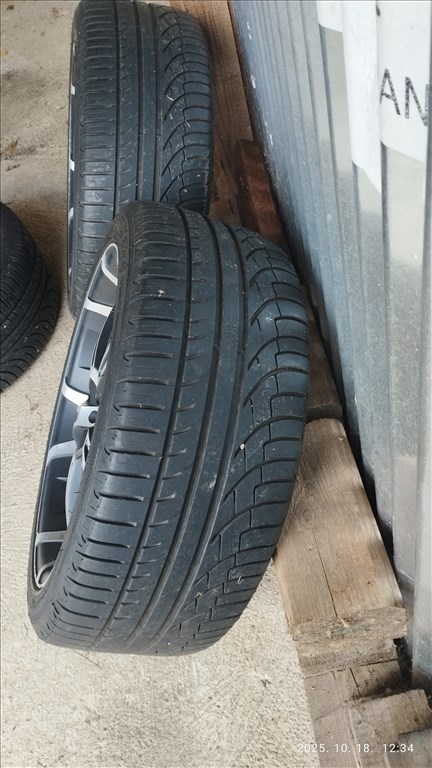  5x112 lyukosztású 20" használt alufelni, rajta 275/35 újszerű Michelin nyári gumi gumi  10. kép