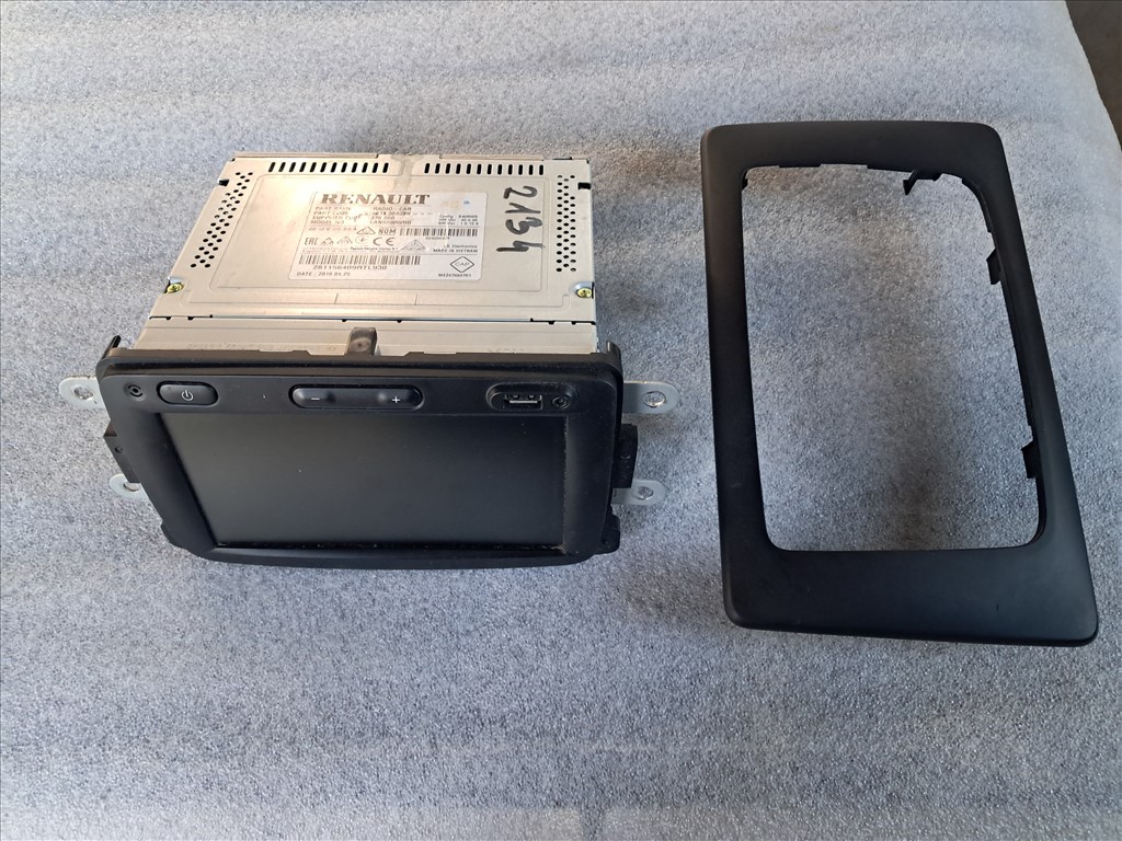 Dacia Duster II navigációs fejegység  281156409r 1. kép