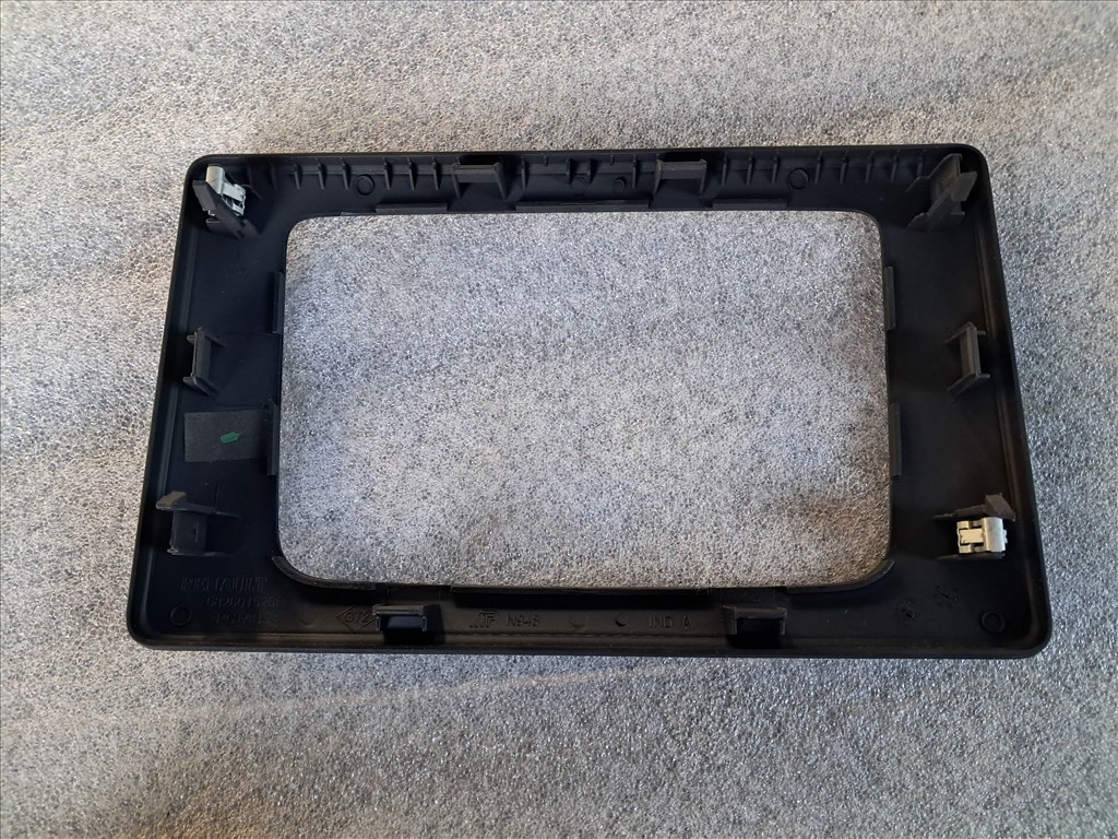 Dacia Duster II navigációs fejegység  281156409r 5. kép