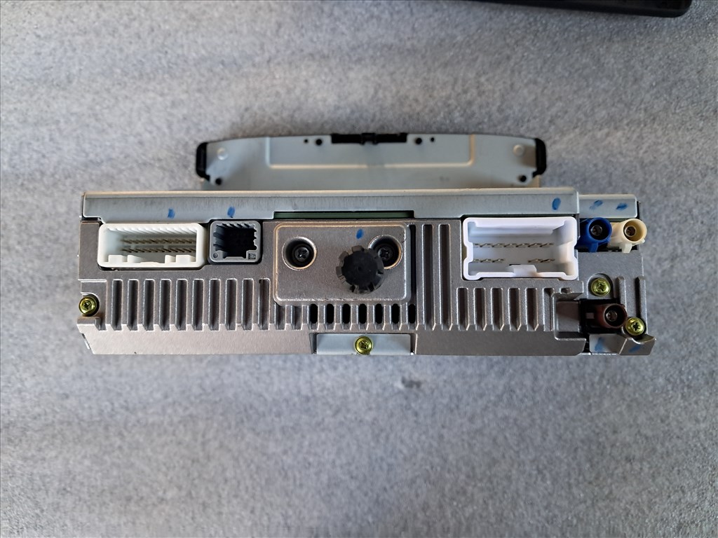 Dacia Duster II navigációs fejegység  281156409r 6. kép