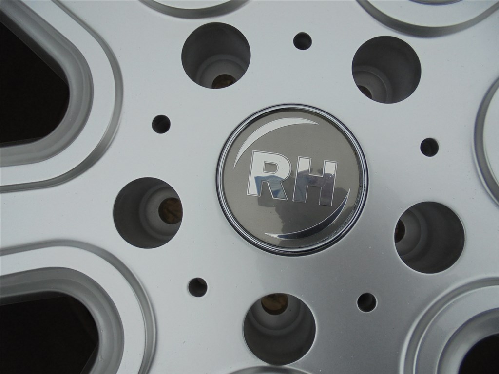 Vadi új 18-as 5 x 130-as RH alufelni eladó 6. kép