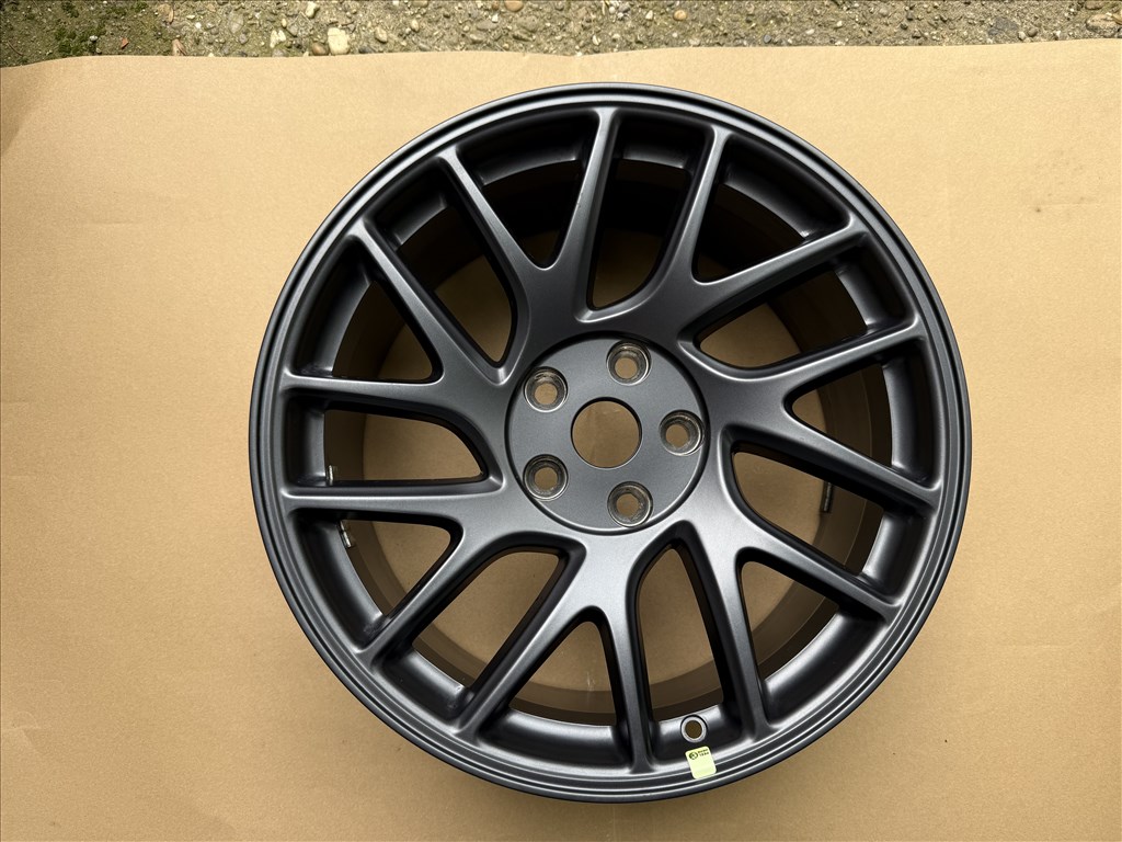 Tesla Model 3 photon Gyári újszerű alufelni 1344221-00-B 18X8.5J ET38 80.000 Ft ért. 1. kép