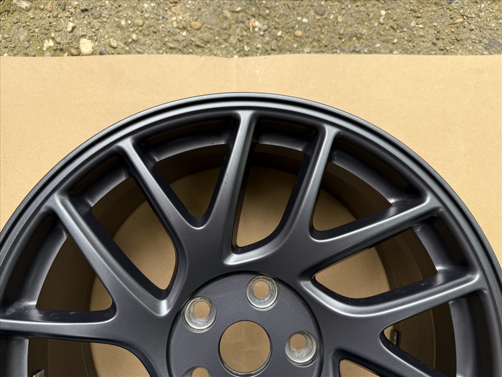 Tesla Model 3 photon Gyári újszerű alufelni 1344221-00-B 18X8.5J ET38 80.000 Ft ért. 4. kép