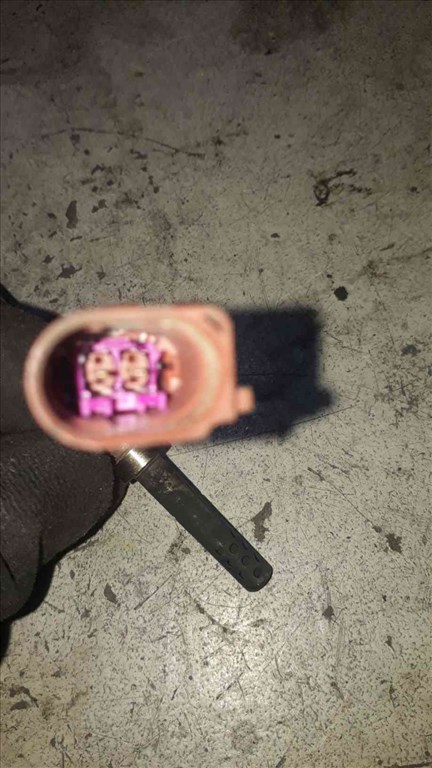 Volkswagen Transporter T5 Kipufogógáz Hõmérséklet Jeladó 070 906 088 AD 3. kép