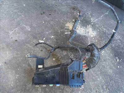 Suzuki Grand Vitara -05 Biztosítéktábla / Relé Tábla