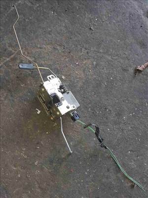 Hyundai H1 96-05 Jobb Tolóajtó Zárszerkezet  Központizár Motor