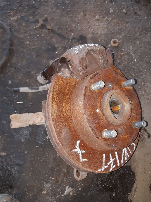 Suzuki Swift II 92-03 Jobb Elsõ Csonkállvány Kerékaggyal  Féknyereg 1. kép