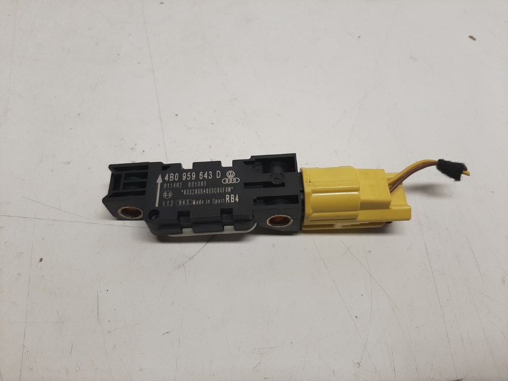 Audi A3 (8P) jobb elsõ légzsák oldalütés érzékelõ 4B0959643D 2. kép