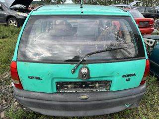 OPEL CORSA B (73, 78, 79) Csomagtérajtó Zárszerkezet