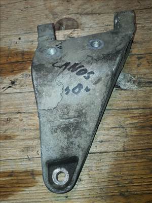 Daewoo Lanos Generátor Tartó Bak 96352550