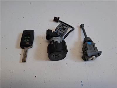 Citroen C4 picasso  zárgarnitúra motorvezérlő nélkül
