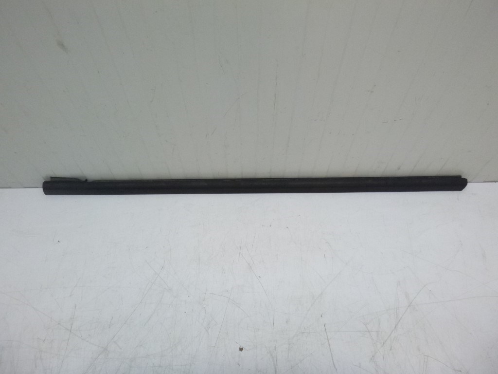 Ford Focus bal hátsó vízlehúzó 4M51A25605 1. kép