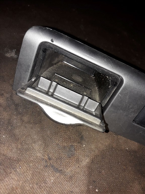 Nissan Navara D40 Ablakemelõ Kapcsoló 82960-EB360 2. kép